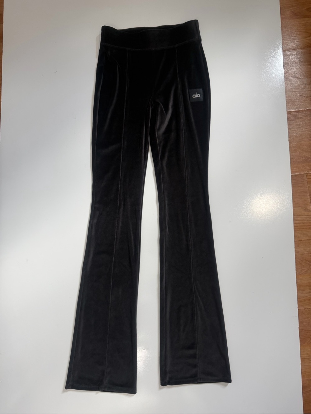Alo Yoga Black Velvet Flare Leggings XS